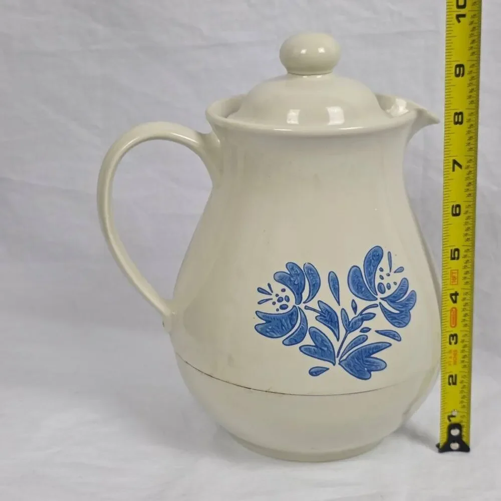 Pfaltzgraff Yorktowne Thermal Coffee Carafe Plastic